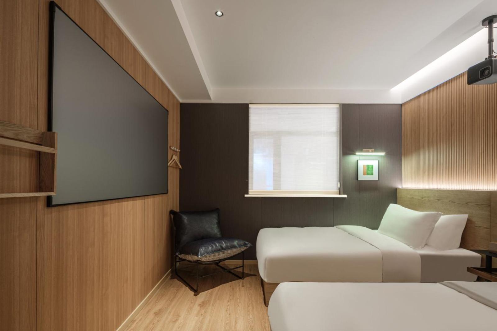 Pretty House Lujiazui Branch 3*